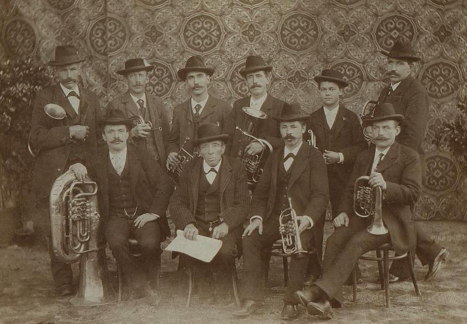 Musikkapelle Moosbach 1903 (Dirigent Josef Anton Rigal)